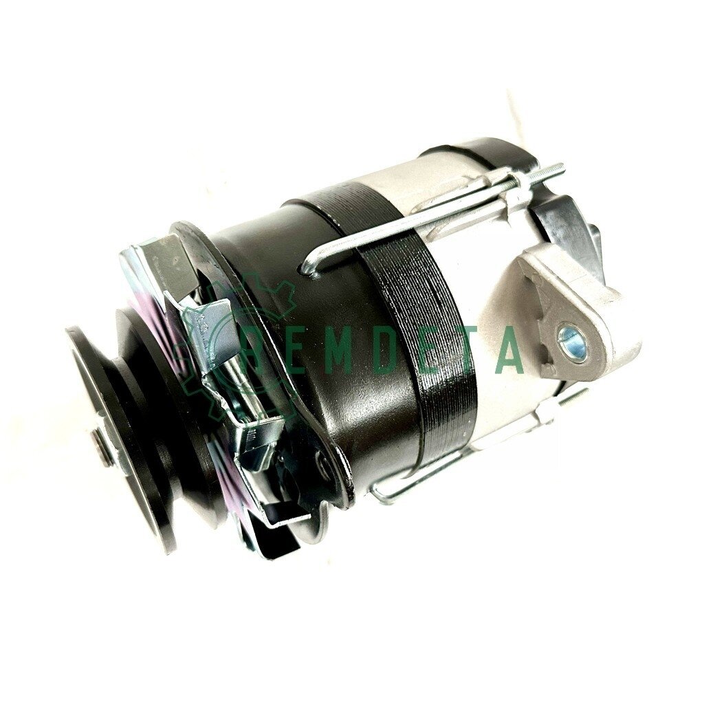GENERATORIUS 14V 700W G464.3701 D243 GENERATORIUS 14V 700W G464.3701 D243