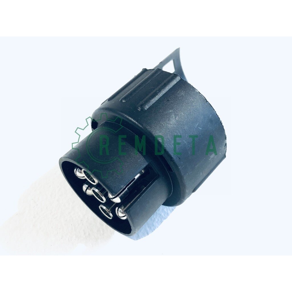 JUNGTIS ADAPTERIS 12V 7->13 POL. plast. JUNGTIS ADAPTERIS 12V 7->13 POL. plast.
