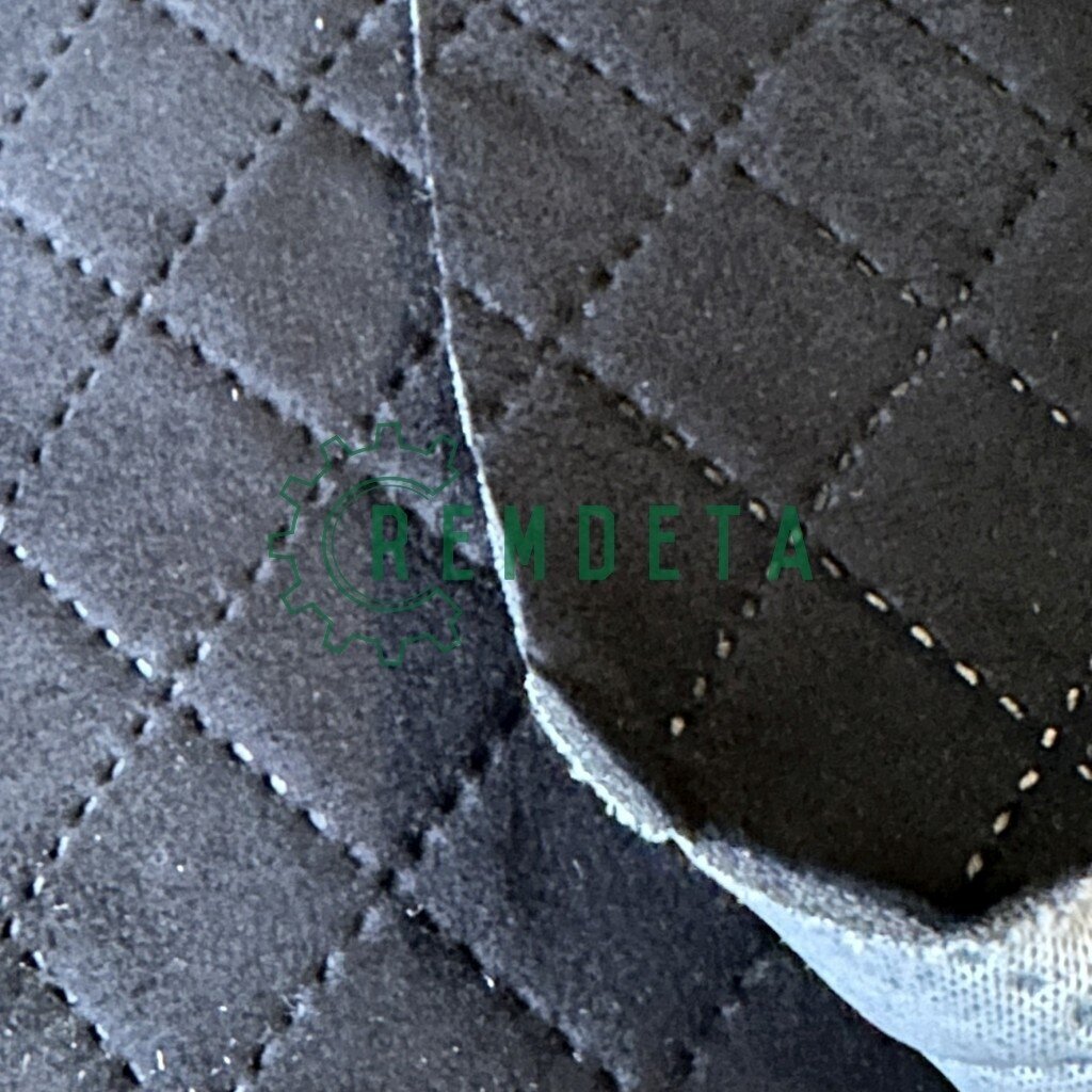 ODA SU POROLONU ROMBUOTA (ZOMŠA/ALCANTARA) 153cm*2mm JUODA DE